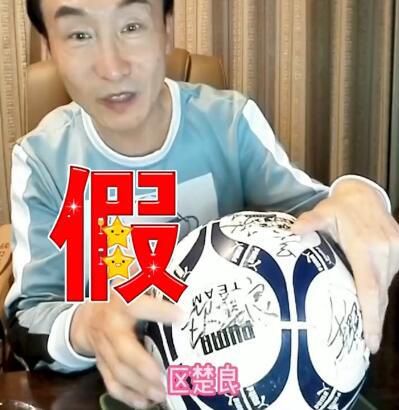 在本轮西甲联赛中，赫罗纳3-0完胜阿拉维斯强势登顶。